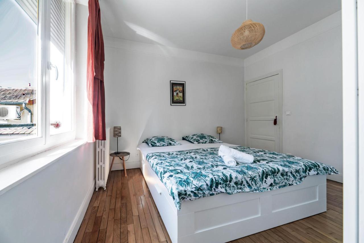 Le Belfort - Grand Appartement Avec Terrasse Et Parking Prive Vichy Exteriör bild