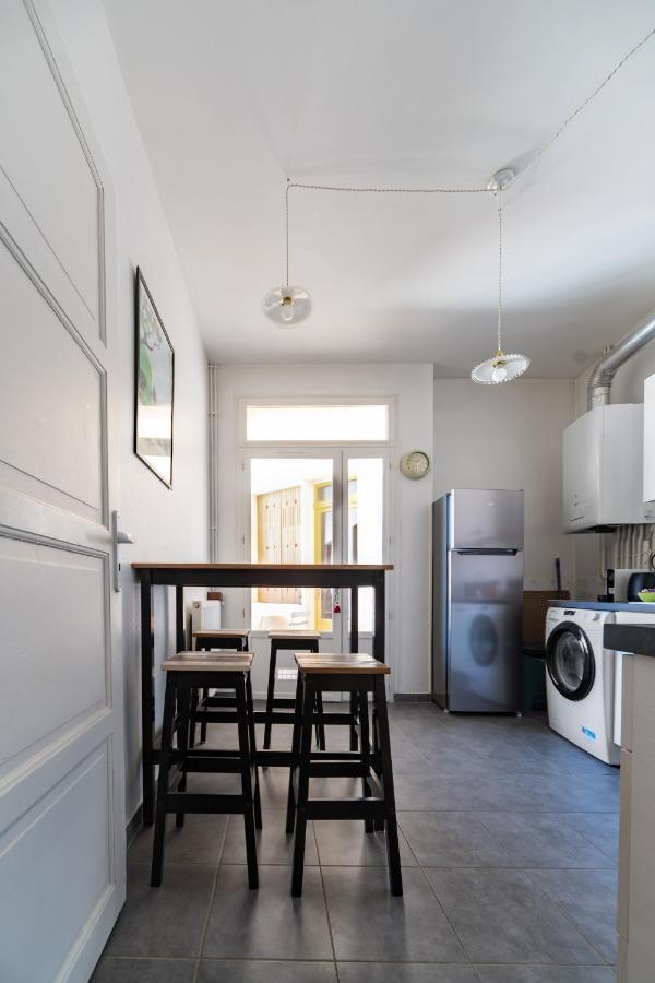 Le Belfort - Grand Appartement Avec Terrasse Et Parking Prive Vichy Exteriör bild